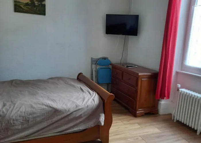 F1 Rez De Chausee Apartment *